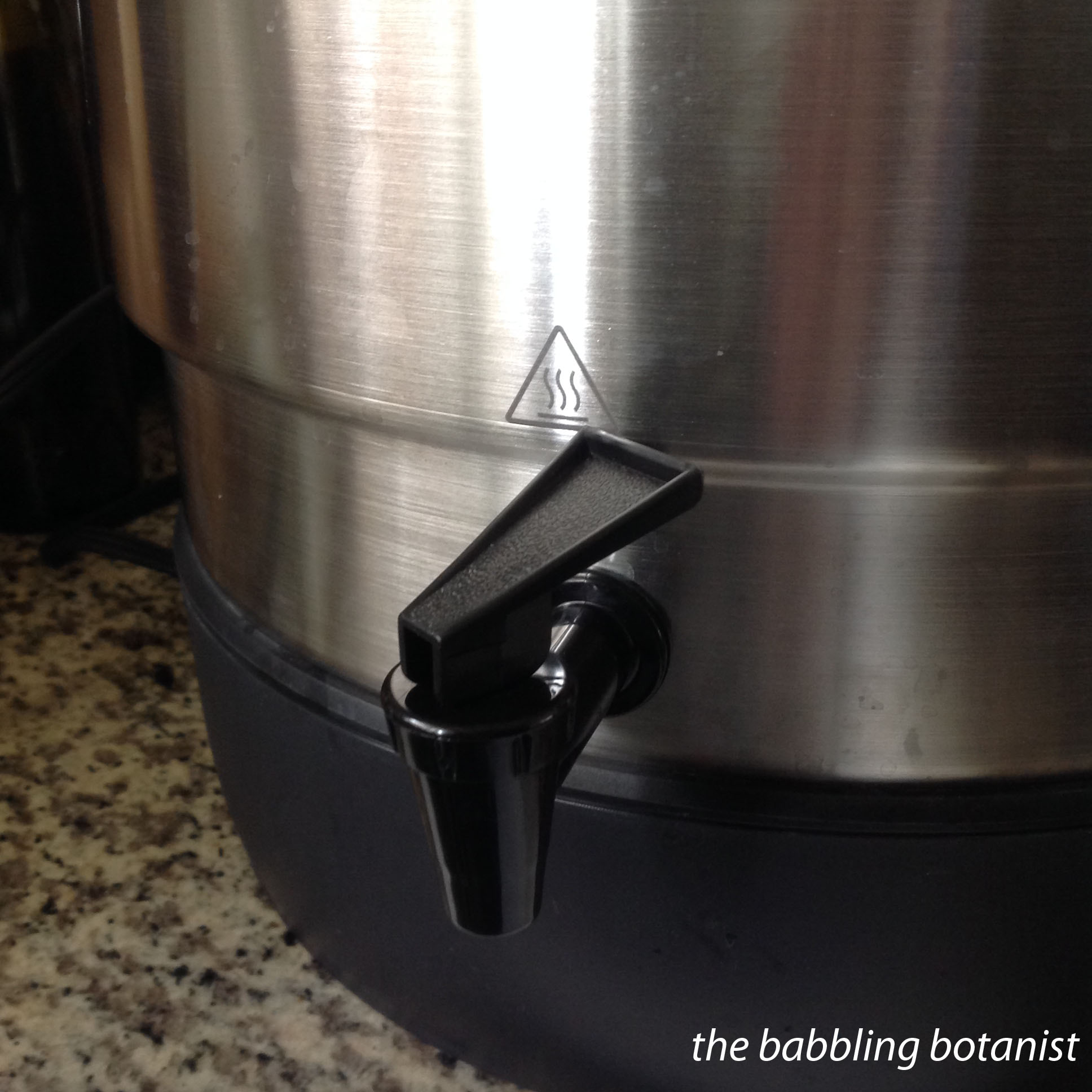 Product Review – Ball FreshTech Electric Water Bath Canner – the babbling  botanist